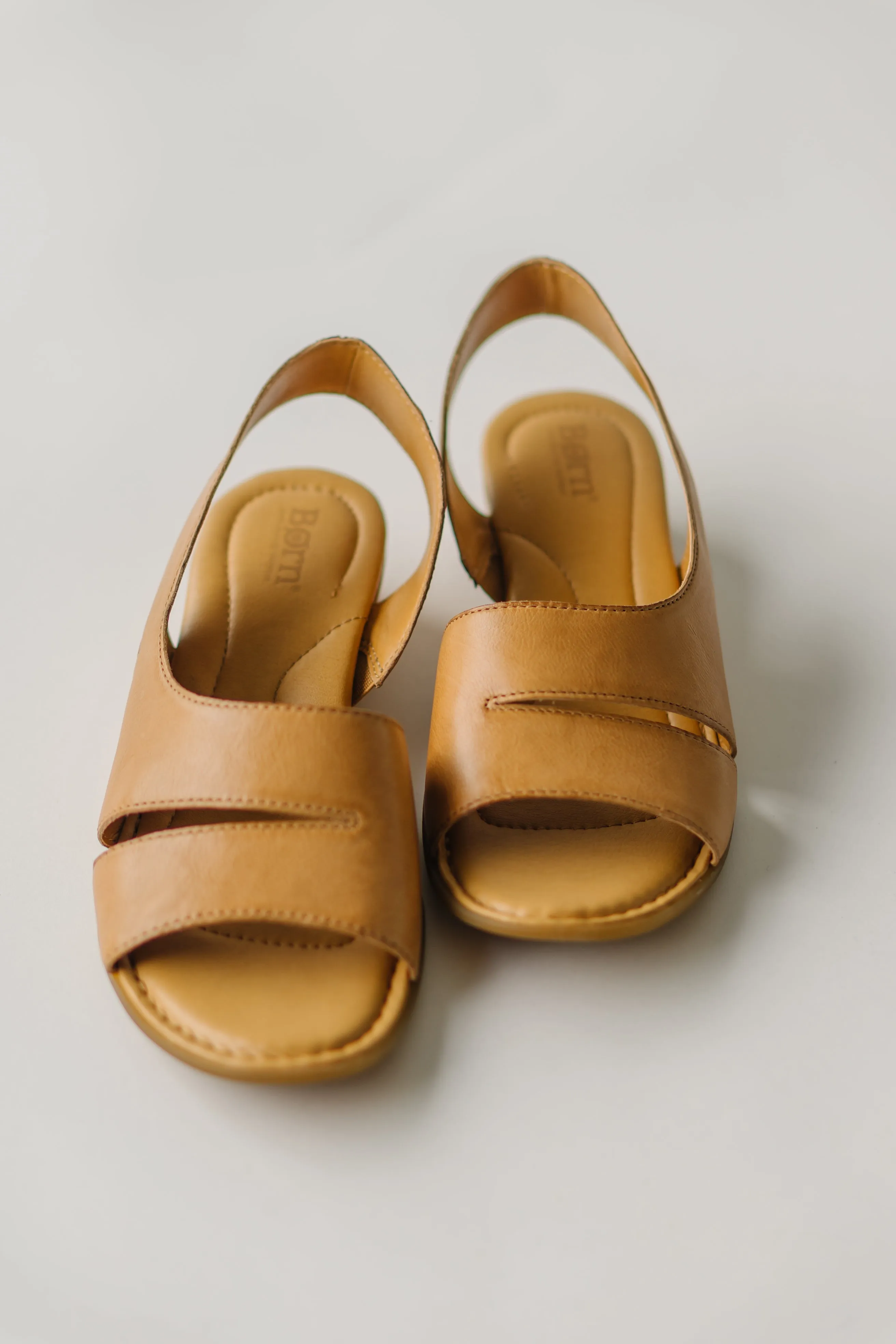 Born: Crista Sandal in Natural