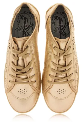 CRAVO & CANELA CINNA Gold Cut-Out Leather Sneakers