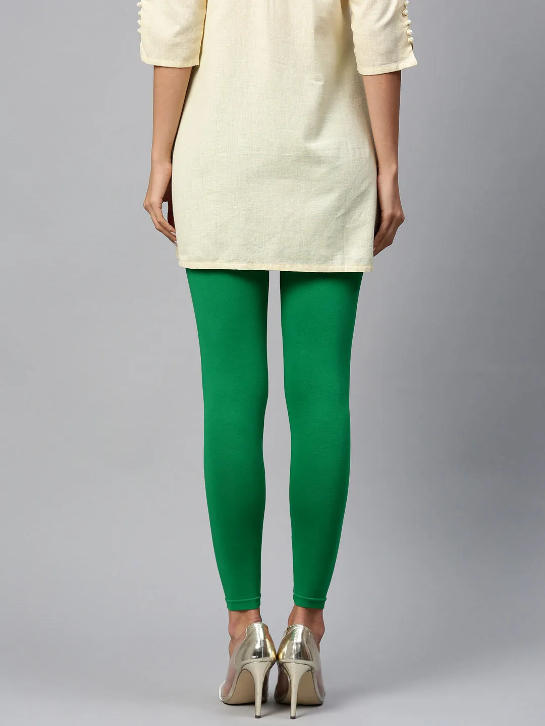 Green Solid Ankle-Length Leggings