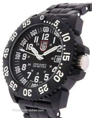 Luminox Mens Sea PC Carbon Watch - White Markers - Black Case & Bracelet - 200m