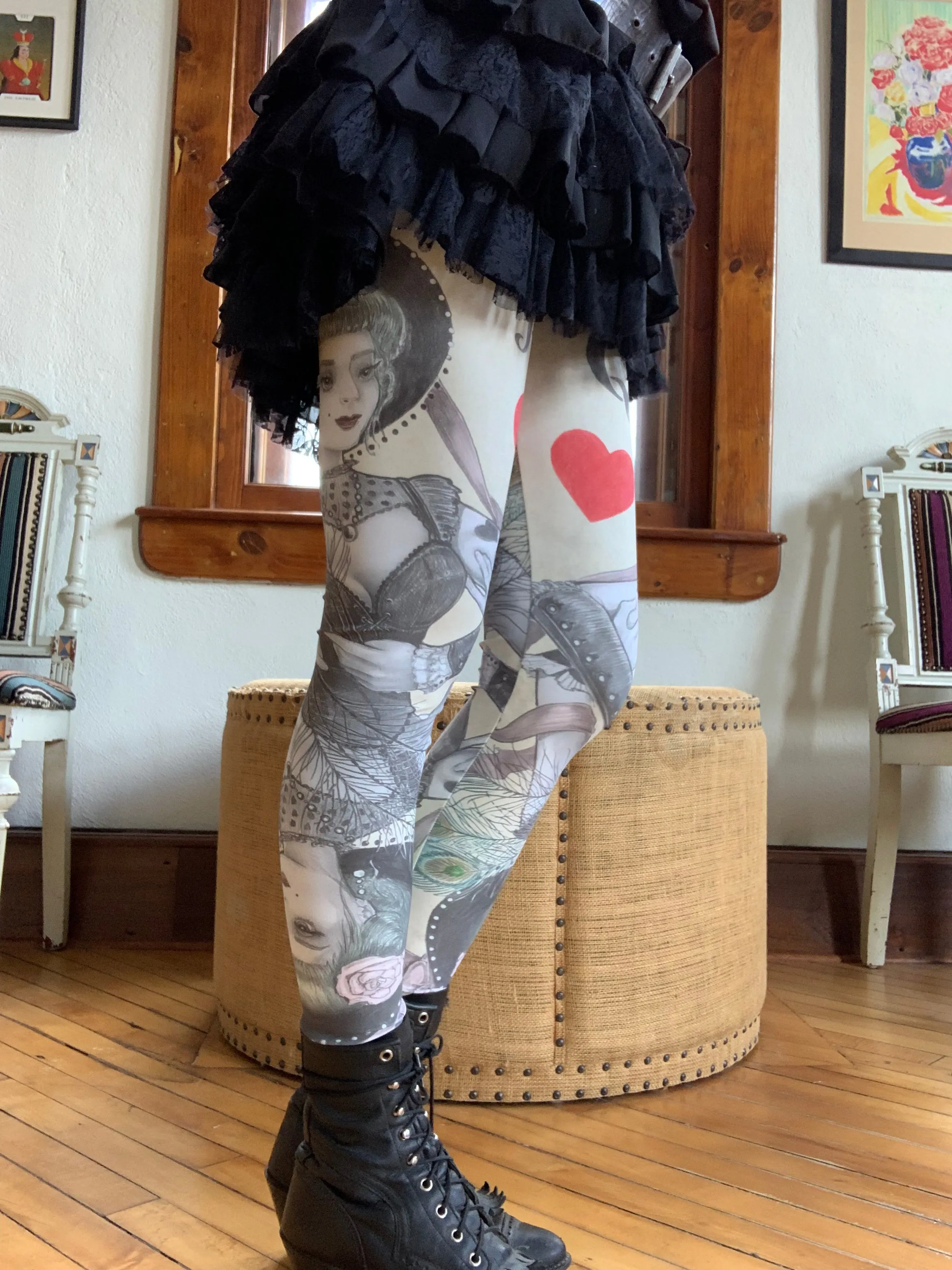 Queen of (Can-Can) Hearts Legging by fox savant